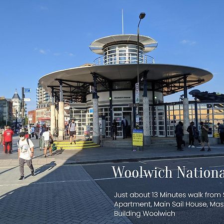 Skyvillion - London River Thames Top Floor Apartments By Woolwich Ferry, Mins To London Excel, O2 Arena , London City Airport With Parking Экстерьер фото