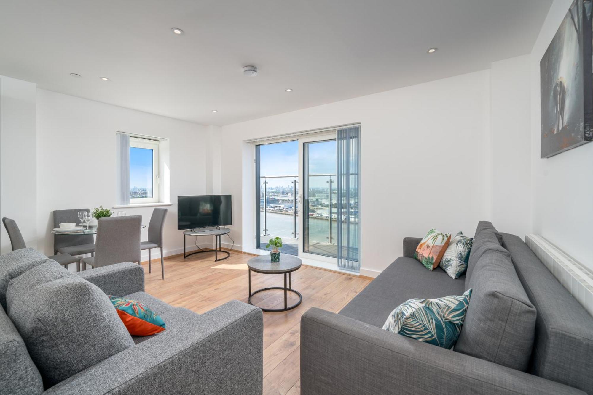 Skyvillion - London River Thames Top Floor Apartments By Woolwich Ferry, Mins To London Excel, O2 Arena , London City Airport With Parking Экстерьер фото