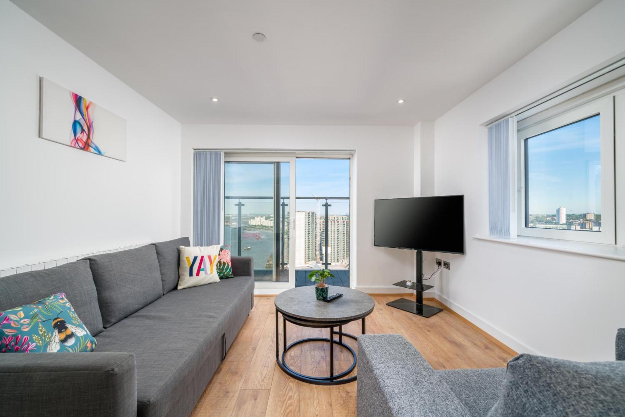 Skyvillion - London River Thames Top Floor Apartments By Woolwich Ferry, Mins To London Excel, O2 Arena , London City Airport With Parking Экстерьер фото
